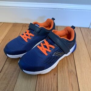 Saucony Kids Wind Velcro Closure 1W